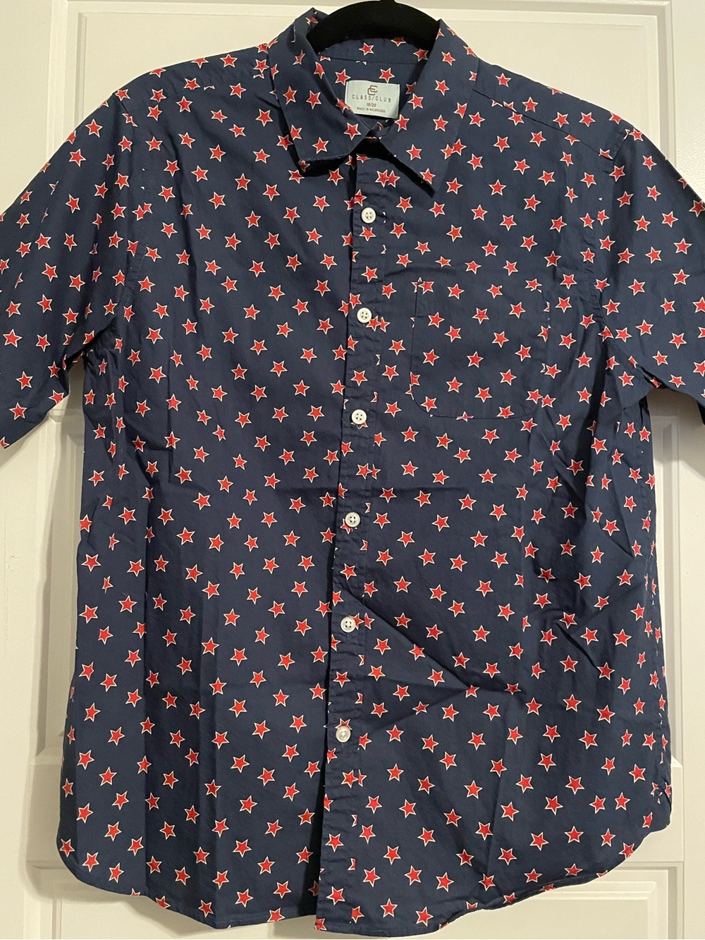 Class Club Navy Blue Short-Sleeve Button-Down Shirt with Red Star Print - Boys